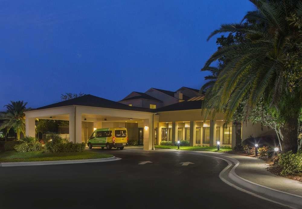 Courtyard By Marriott Orlando Airport Exterior foto