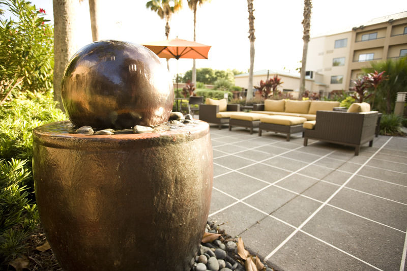 Courtyard By Marriott Orlando Airport Exterior foto